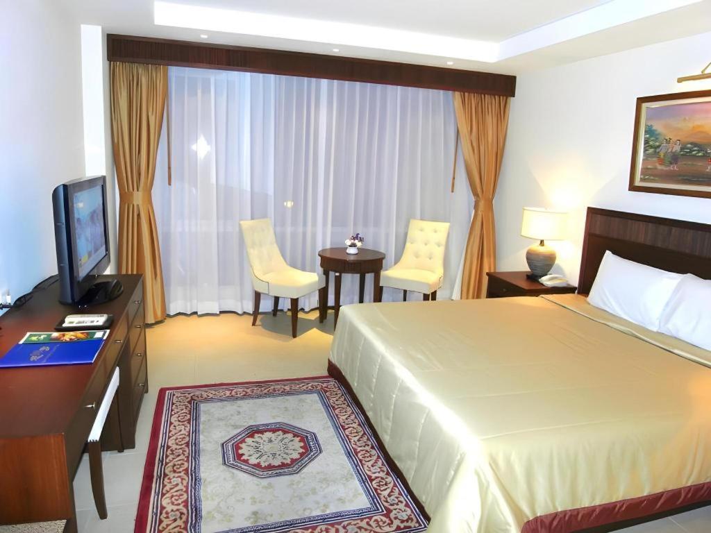 De Arni Hotel Bangkok Esterno foto